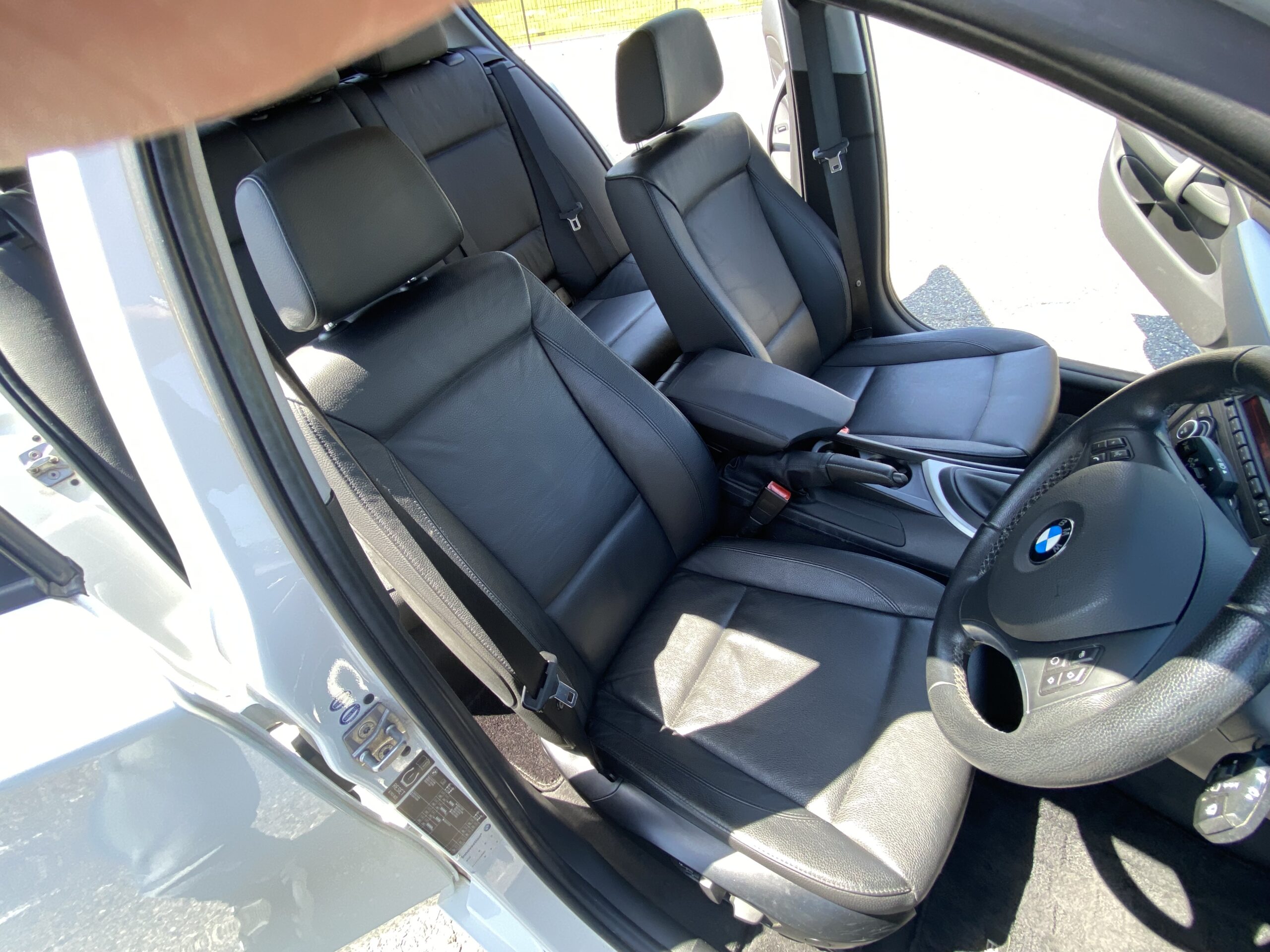 BMW 120i 黒革シート